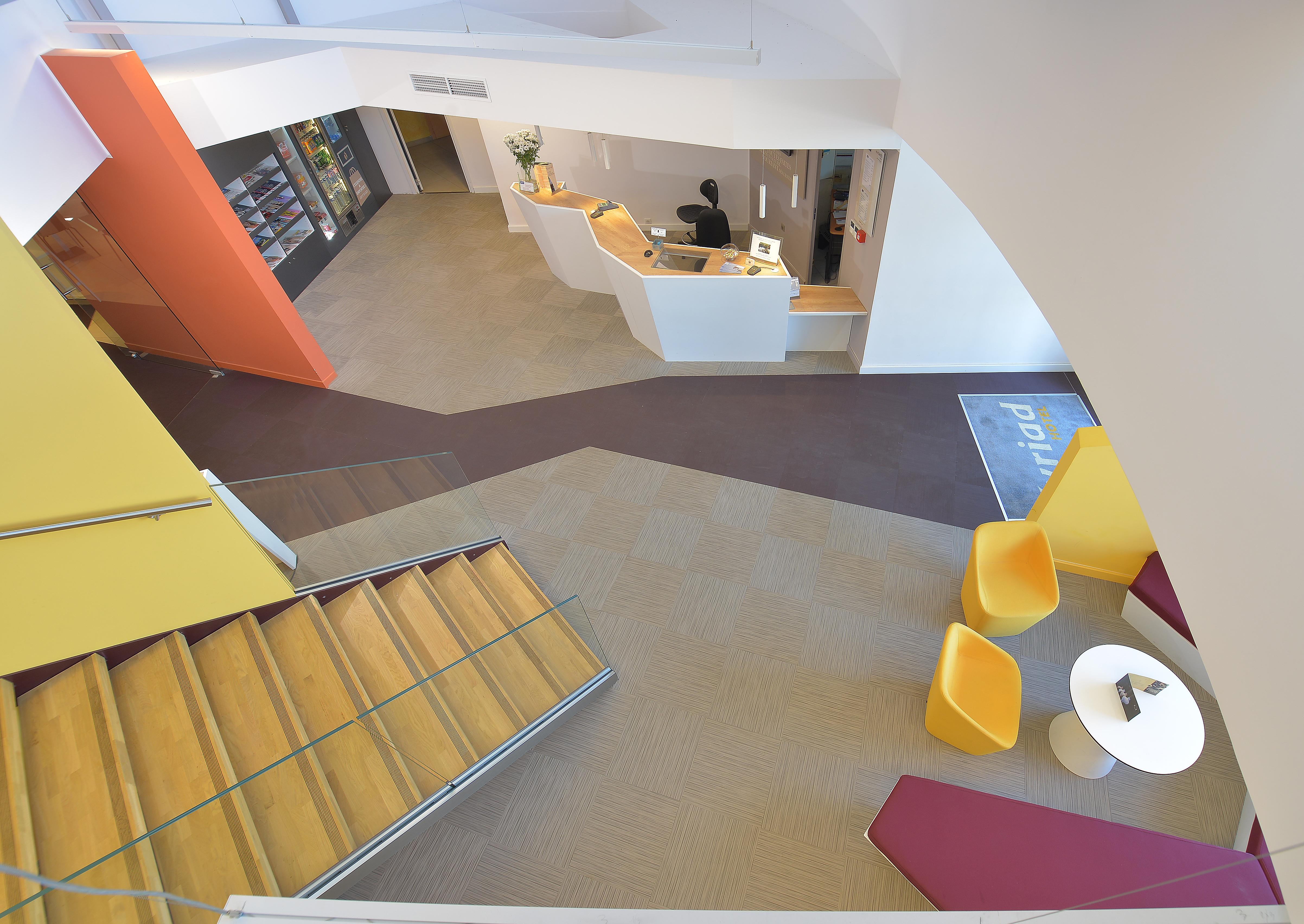 Kyriad Montpellier Est - Lunel Lunel  Ngoại thất bức ảnh