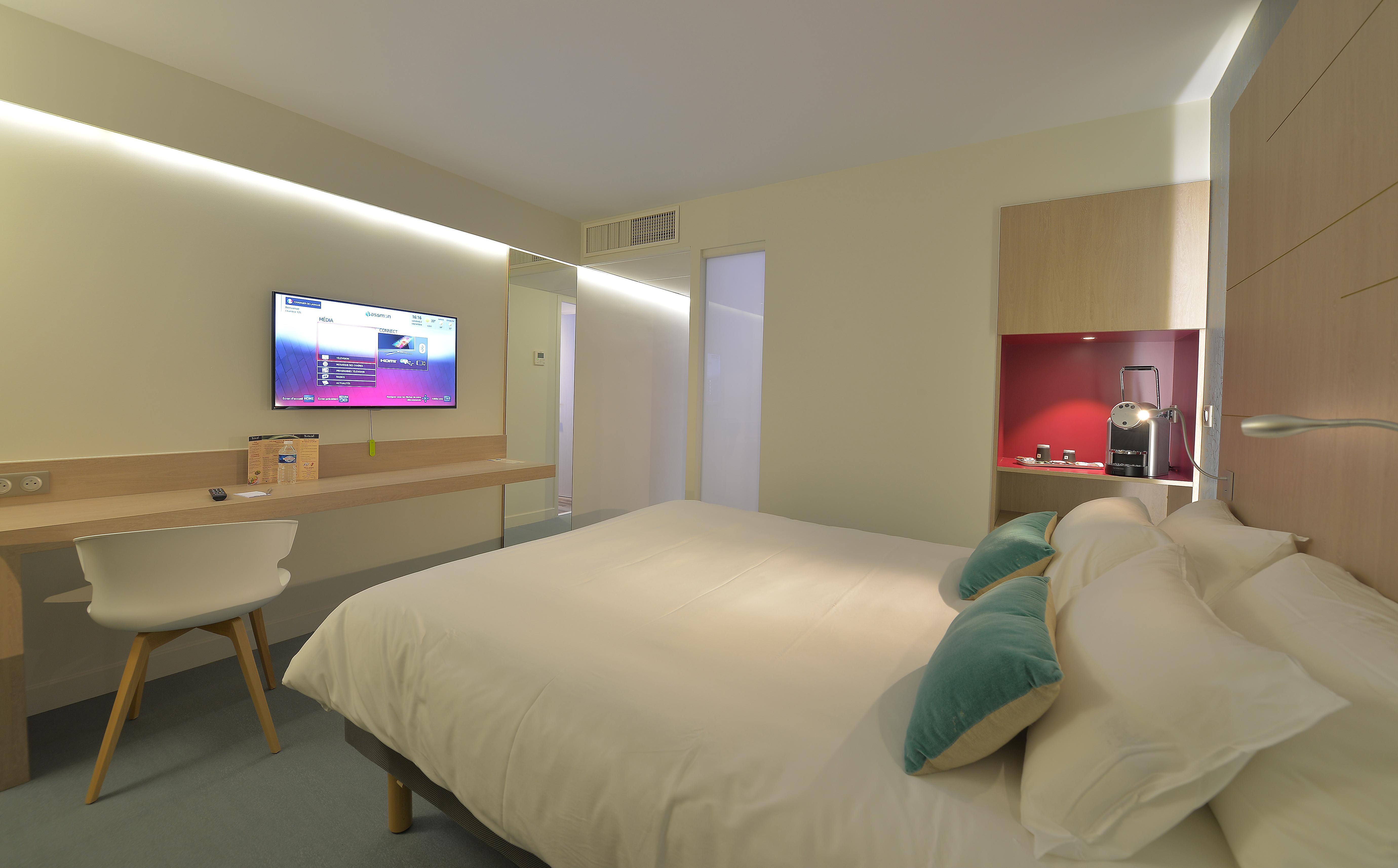 Kyriad Montpellier Est - Lunel Lunel  Ngoại thất bức ảnh