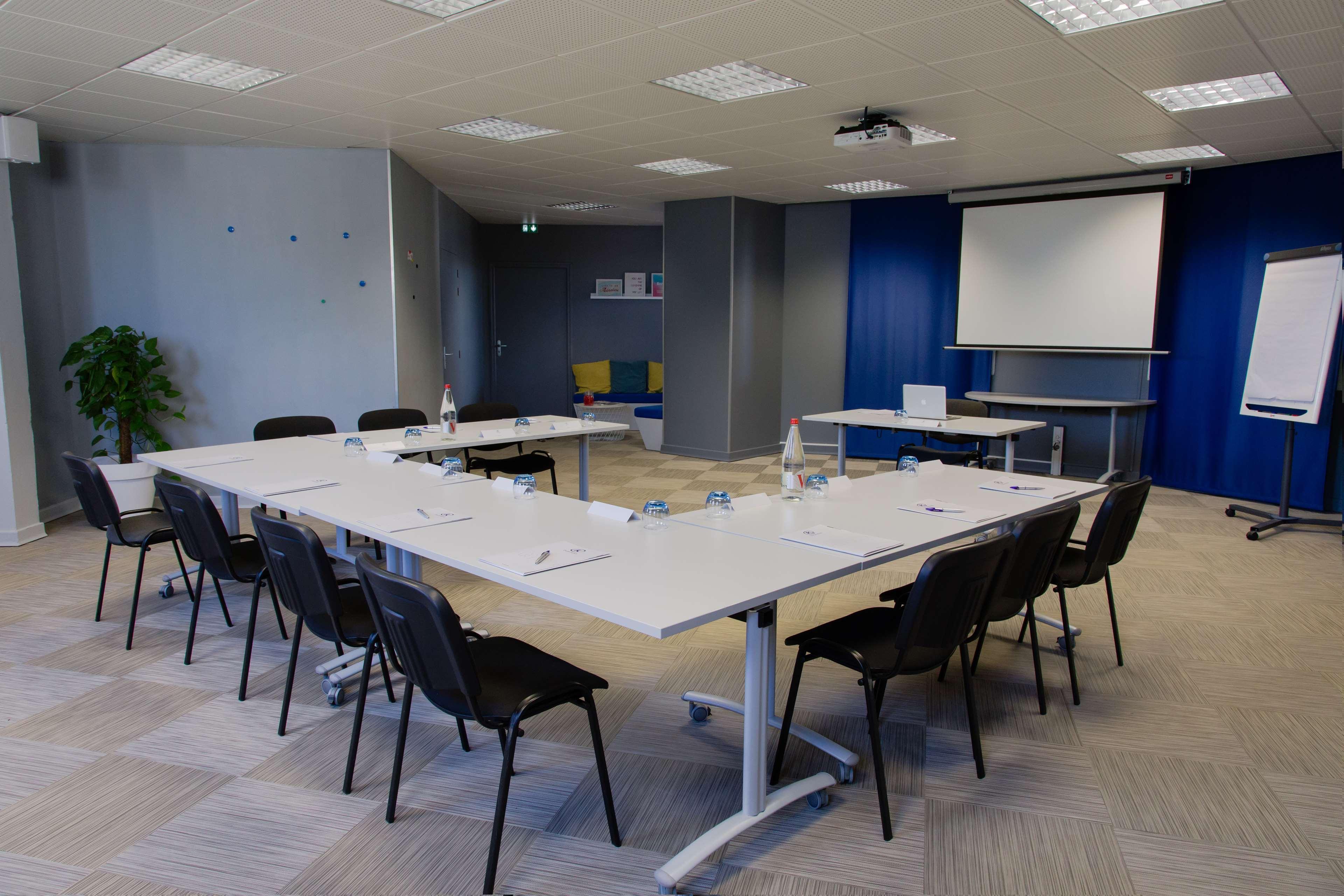 Kyriad Montpellier Est - Lunel Lunel  Ngoại thất bức ảnh