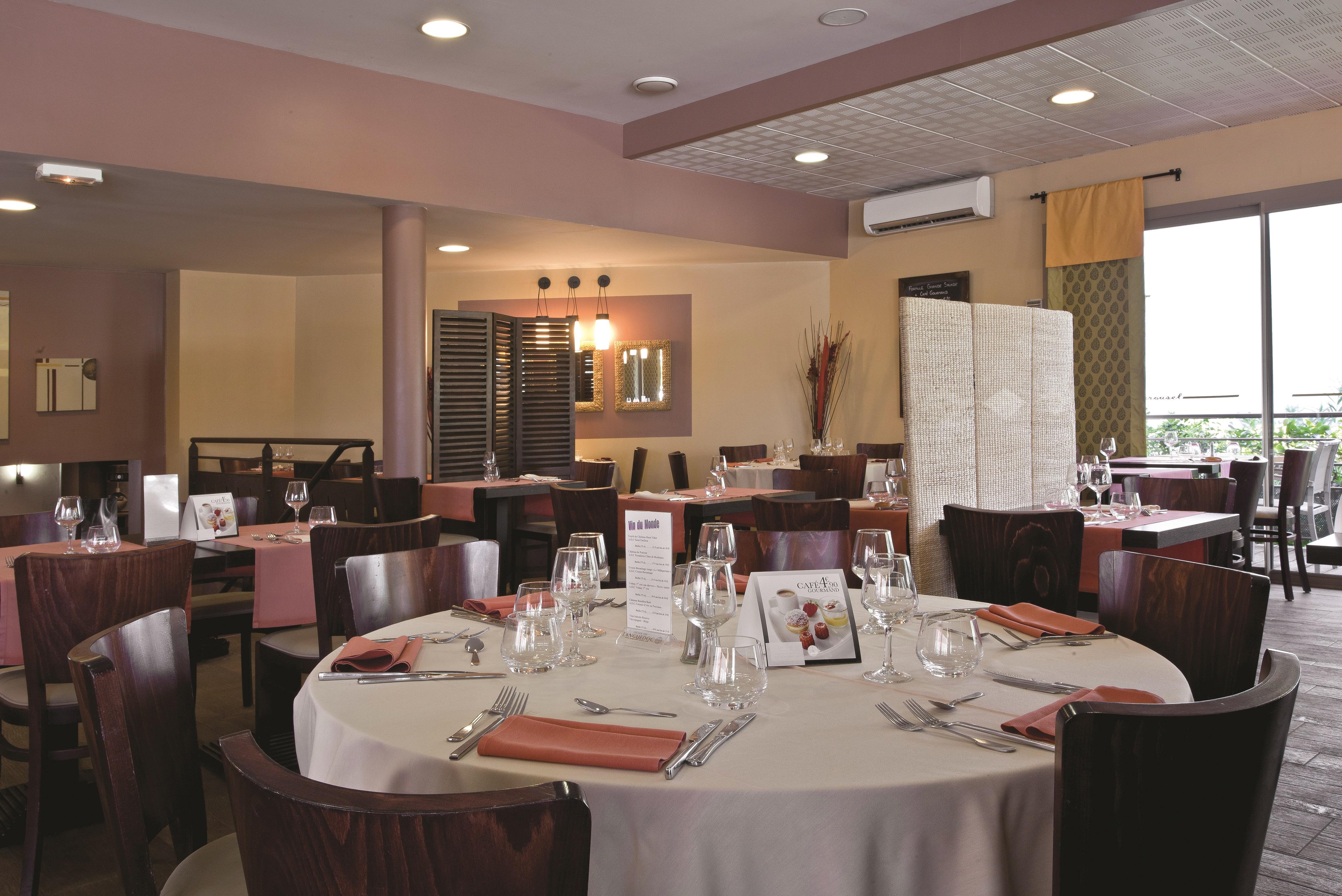 Kyriad Montpellier Est - Lunel Lunel  Ngoại thất bức ảnh