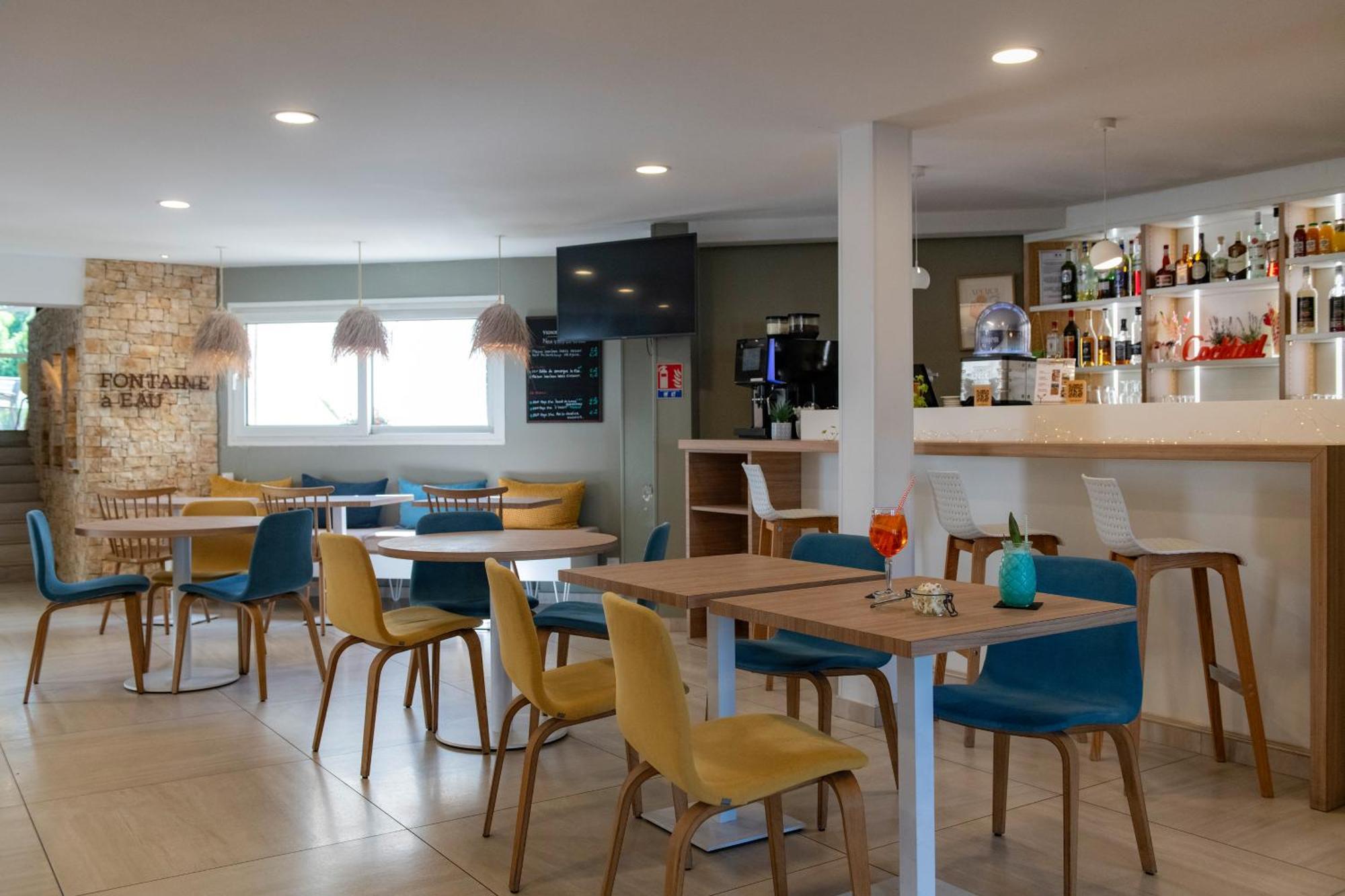 Kyriad Montpellier Est - Lunel Lunel  Ngoại thất bức ảnh