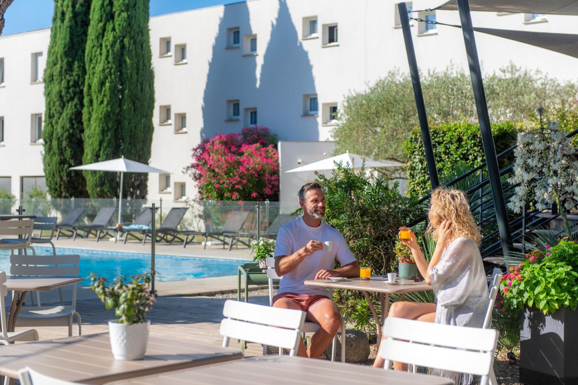 Kyriad Montpellier Est - Lunel Lunel  Ngoại thất bức ảnh