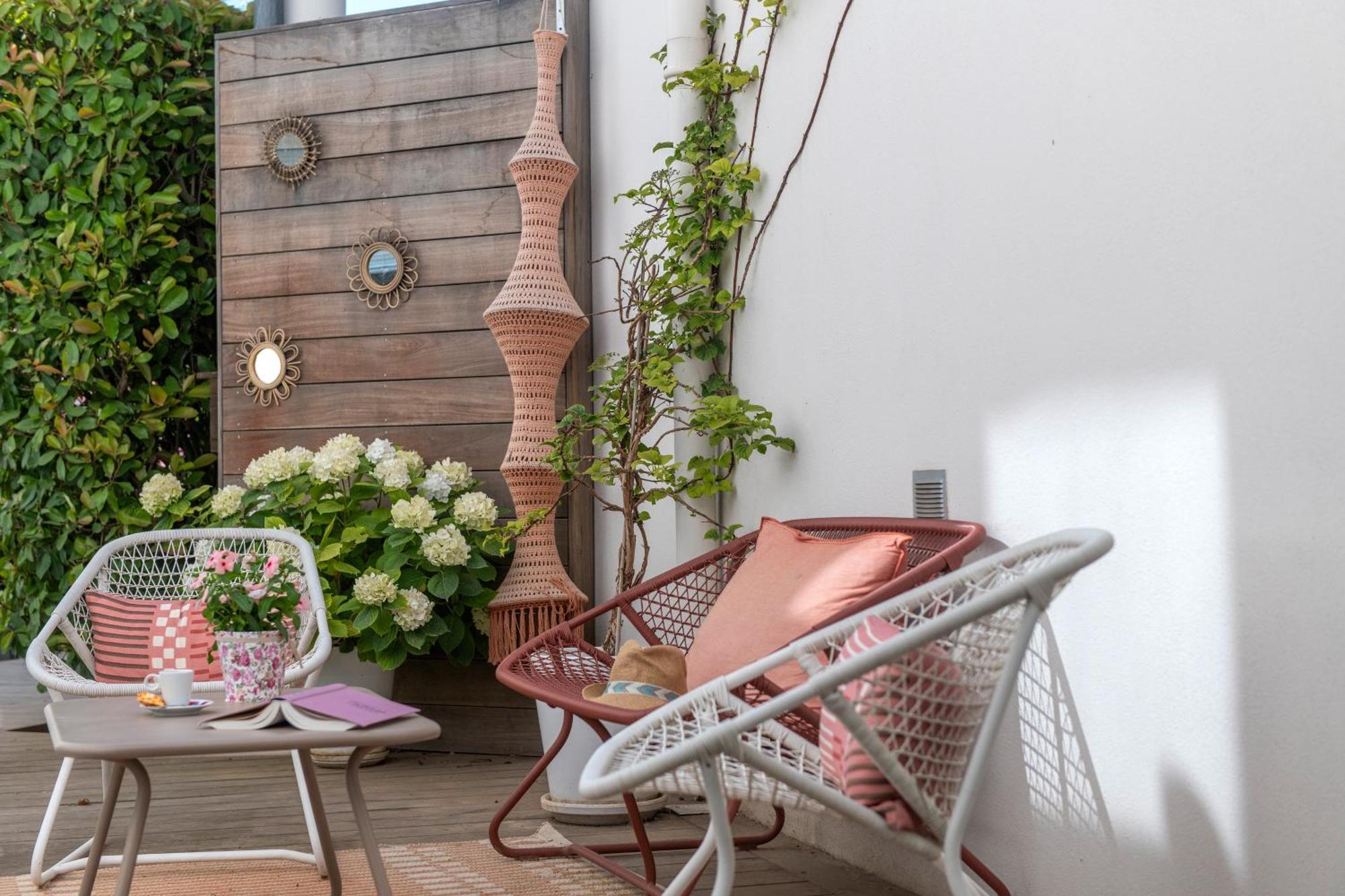 Kyriad Montpellier Est - Lunel Lunel  Ngoại thất bức ảnh